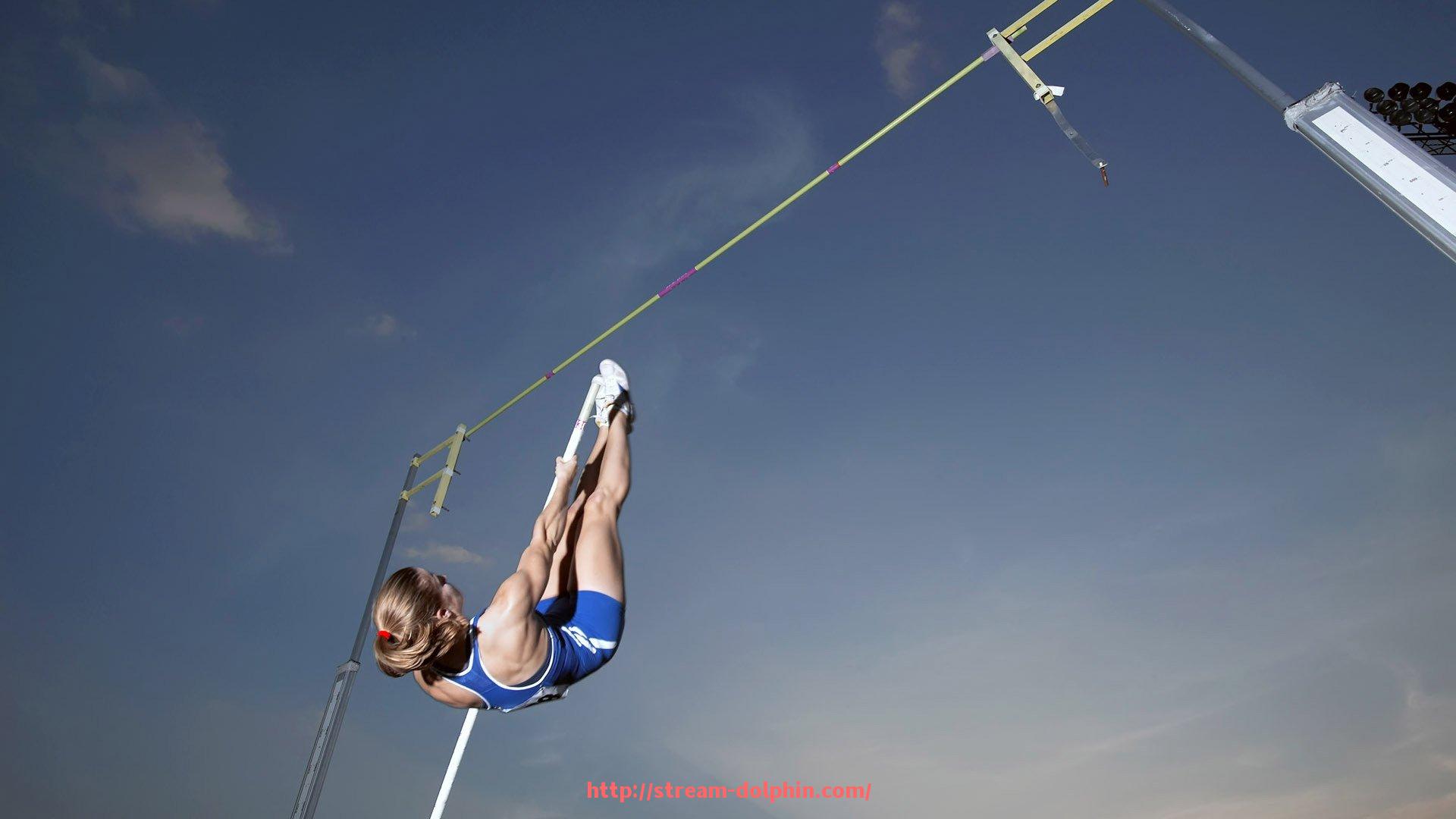 海豚直播-篮球比赛中后卫与前锋的职责有何不同？（篮球后卫和前锋哪个重要）